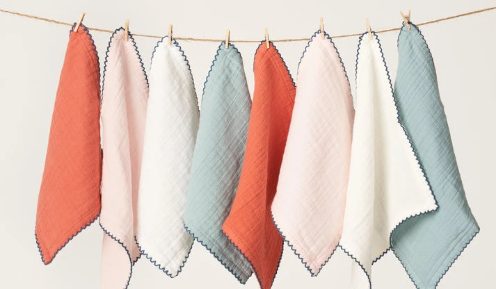 Babette Scalloped Washcloth 3-Pack 3 Babette Scalloped Washcloth 3-Pack - Image 3