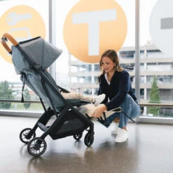 UPPAbaby Minu V3 Stroller 36 UPPAbaby Minu V3 Stroller -Megababies USA 0803 MIN DIL Airport 742 2000x1334 ccee5c7