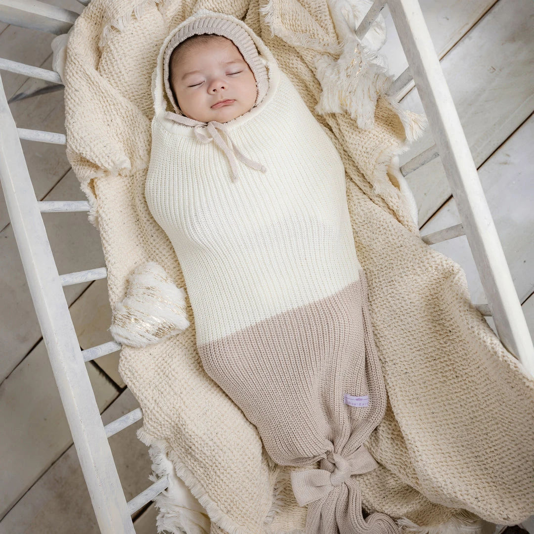 Bon Knit Two-Tone Cocoon Set 2 Bon Knit Two-Tone Cocoon Set - Image 2