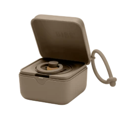 BIBS Pacifier Box -Megababies USA 4200243 5713795231171 BIBS PacifierBox DarkOak 2 1000x1000 1080x e173f647 ac64 480d 8c81 31c6676a199a