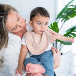 Comfy Cubs Muslin Cotton Baby Bibs - 4 Pack 13 Comfy Cubs Muslin Cotton Baby Bibs - 4 Pack -Megababies USA 4Bib 8of12 1024x1024 946a6732 65e1 4706 8310 bc8f89854b15