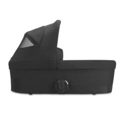 Cybex Gold Cot S -Megababies USA 521001471 5 CYBEX CotS DeepBlack SideView MeshWindow