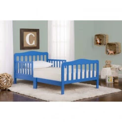 Dream On Me Memphis Classic Design Toddler Bed
