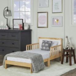 Dream On Me Brookside Toddler Bed 27 Dream On Me Brookside Toddler Bed -Megababies USA 648 NW RmScene 700x700 1