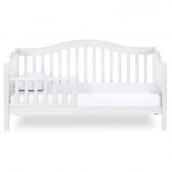 Dream On Me Austin Toddler Day Bed 14 Dream On Me Austin Toddler Day Bed -Megababies USA 650 WHT Silo 03 700x700 1