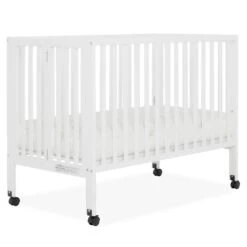 Dream On Me Quinn Full Size Folding Crib 10 Dream On Me Quinn Full Size Folding Crib -Megababies USA 674 WHT Crib Silo 02 min