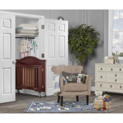 Dream On Me Venice Folding Portable Crib -Megababies USA 684 E Crib 03 RmScene 700x700 1