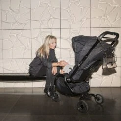 Mima Zigi 3G Complete Travel Stroller -Megababies USA A331112 zigi3G lifestyle2