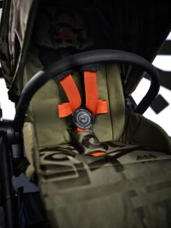 Cybex Melio Street Complete Stroller + Cot 39 Cybex Melio Street Complete Stroller + Cot -Megababies USA CYB 21 MelioStreet EU CampaignImage 15 DetailSeat print medium 4616acf0 da90 4c2c a5f6 9ec1be8b3cb5