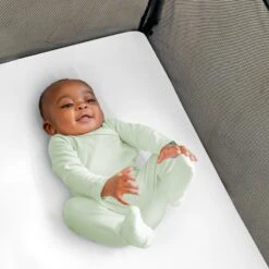 Chicco Alfa Lite Playard Sheets - White Sketch -Megababies USA Chicco AlftLite Sheet Crop 2400