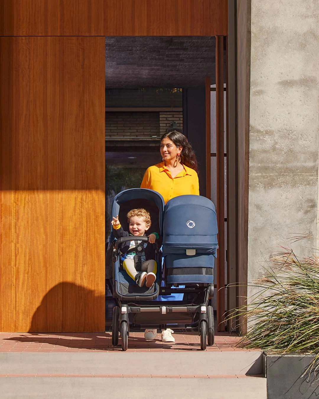 Bugaboo Donkey 5 Twin Double Stroller - (2 Seats And 2 Bassinets) Customize Your Own 9 Bugaboo Donkey 5 Twin Double Stroller - (2 Seats And 2 Bassinets) Customize Your Own - Image 9