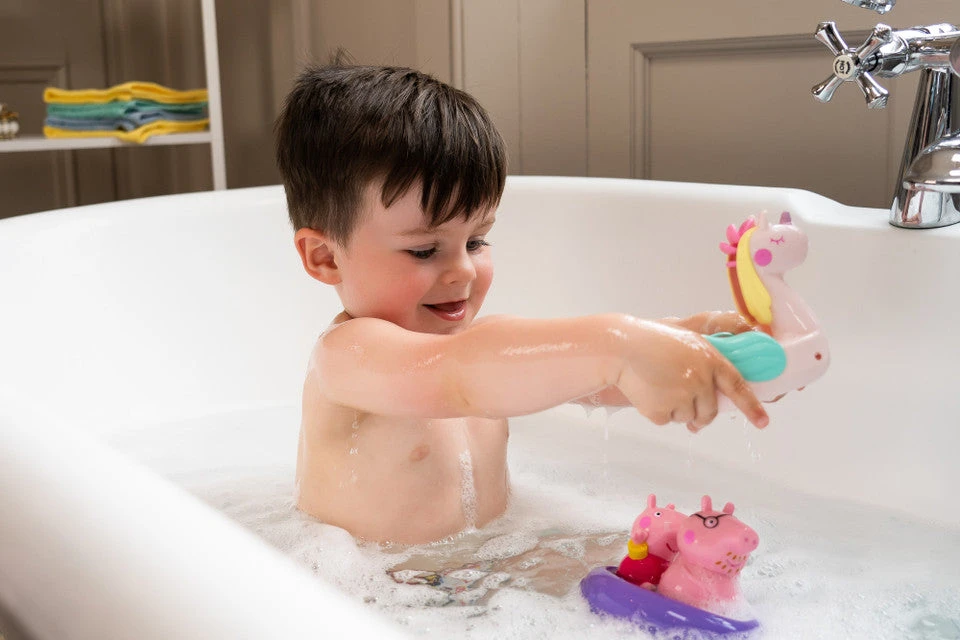 Toomies Peppa Pig Bath And Pool Toys Set 4 Toomies Peppa Pig Bath And Pool Toys Set - Image 4