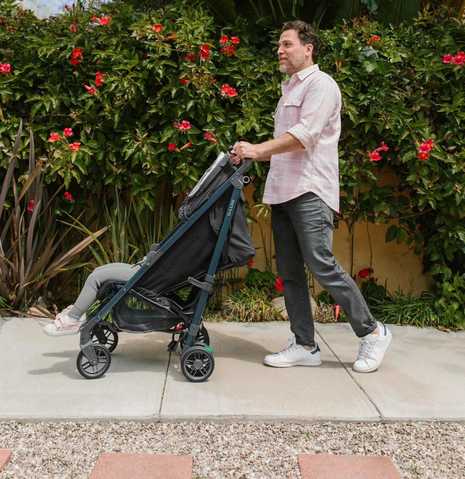 UPPAbaby G-Luxe Stroller 5 UPPAbaby G-Luxe Stroller - Image 5