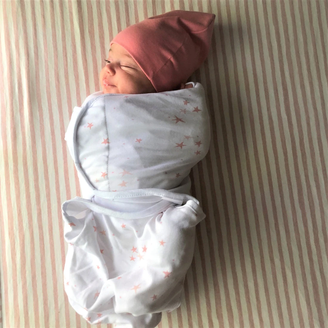 Ely's & Co. Adjustable Swaddle Blanket - 2 Pack 3 Ely's & Co. Adjustable Swaddle Blanket - 2 Pack - Image 3