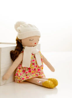 Ely's & Co. Hearts Of Yarn Hailey Doll -Megababies USA IMG 9194