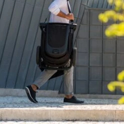 Joolz Hub+ Stroller -Megababies USA Joolz Hub Benefits Compact Fold Go 7b4c8ca4 2366 40de ab19 bde4a4fae9d8