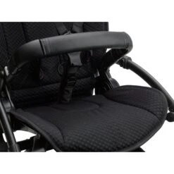 Bugaboo Bee 6 Complete Stroller -Megababies USA LargeJPG BugabooBee6 detail bumperbar fdb91f47 ef46 4517 8def b6bb22cc4fe7