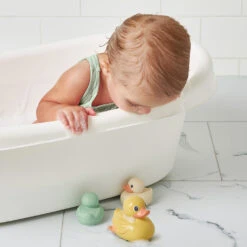 Itzy Ritzy Ducky Family Bath Toy Set -Megababies USA RD8553 Itzy Ritzy Bath Itzy Ducky Family 03