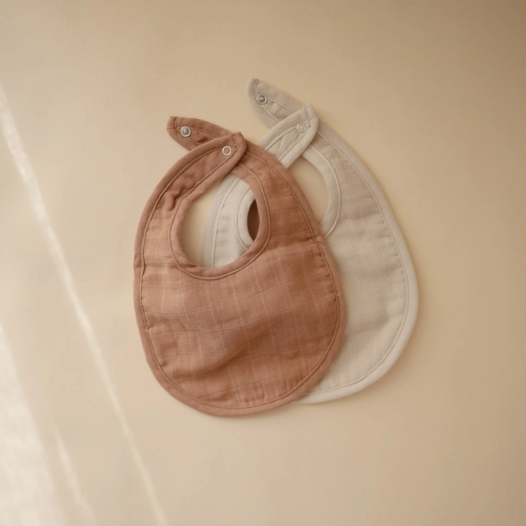 Mushie Muslin Baby Bib 2-Pack 11 Mushie Muslin Baby Bib 2-Pack - Image 11