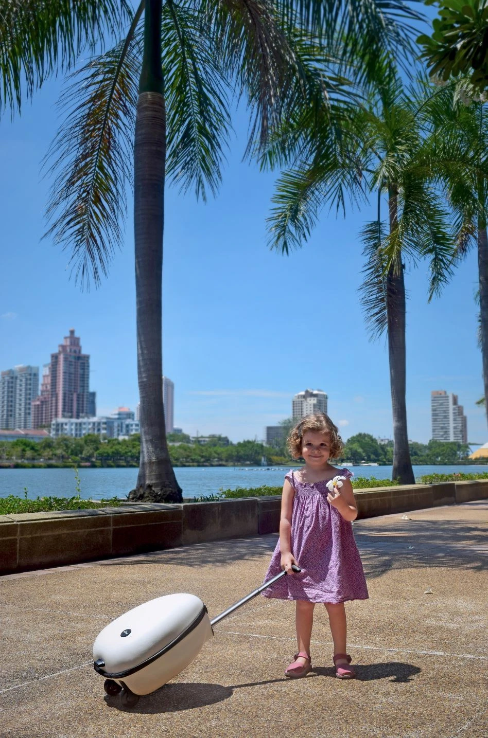 Mima OVI Kids Trolley Suitcase 2 Mima OVI Kids Trolley Suitcase - Image 2