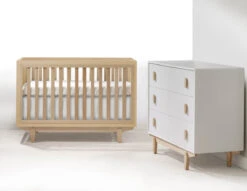 Tulip Tate Classic Convertible Crib -Megababies USA TATENEWPICS 2 Piece All Natural 1
