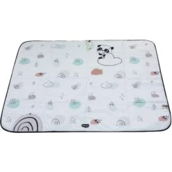 Tiny Love Black & White XL Outdoor Mat -Megababies USA TO137HBF Images4 c7e5d5ad 45a9 48b9 88e0 7e0c0011fa12