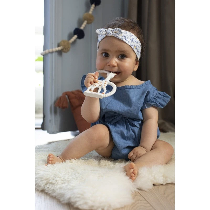 Sophie La Girafe So'Pure Soft Teething Ring 3 Sophie La Girafe So'Pure Soft Teething Ring - Image 3