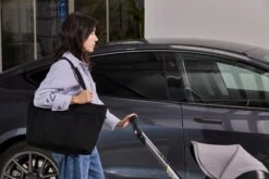 Doona Essentials Tote Bag 7 Doona Essentials Tote Bag -Megababies USA editorial351A0540