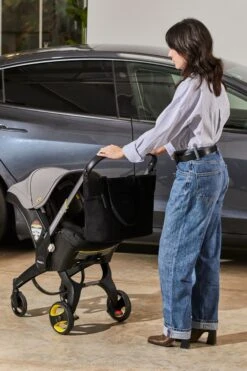 Doona Essentials Tote Bag 9 Doona Essentials Tote Bag -Megababies USA editorial351A0611