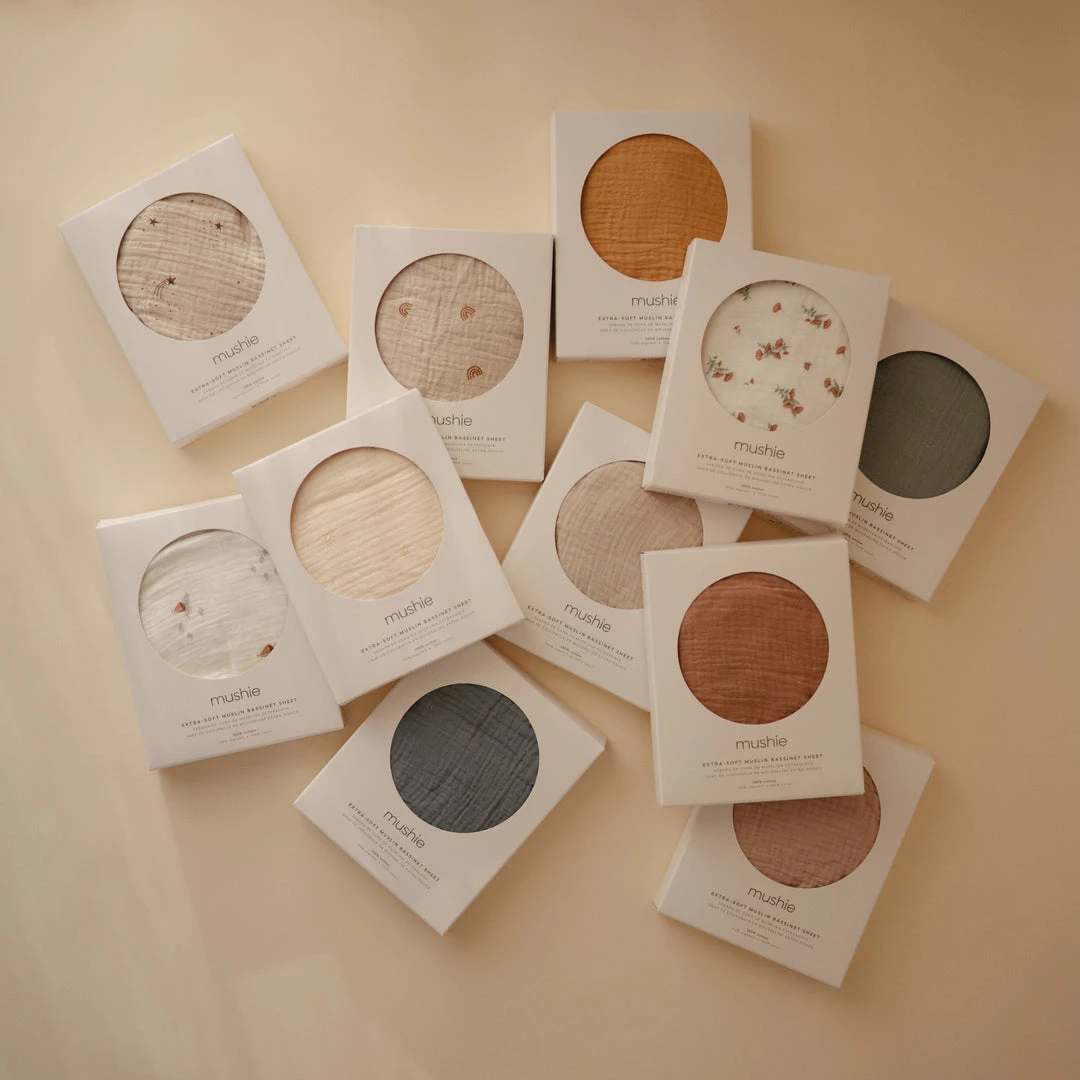 Mushie Extra Soft Muslin Bassinet Sheet 3 Mushie Extra Soft Muslin Bassinet Sheet - Image 3