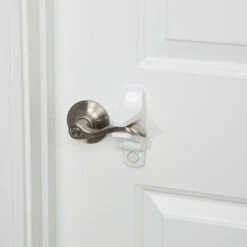 Safety 1st Safety 1ˢᵗ OutSmart Lever Handle Lock 16 Safety 1st Safety 1ˢᵗ OutSmart Lever Handle Lock -Megababies USA ifcp9jj4pv8rgj81qh4o