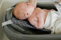 The First Years Sure Comfort Renewed Baby Bathtub -Megababies USA jbomjgqdsky7a0injpxy 08694.1701816691