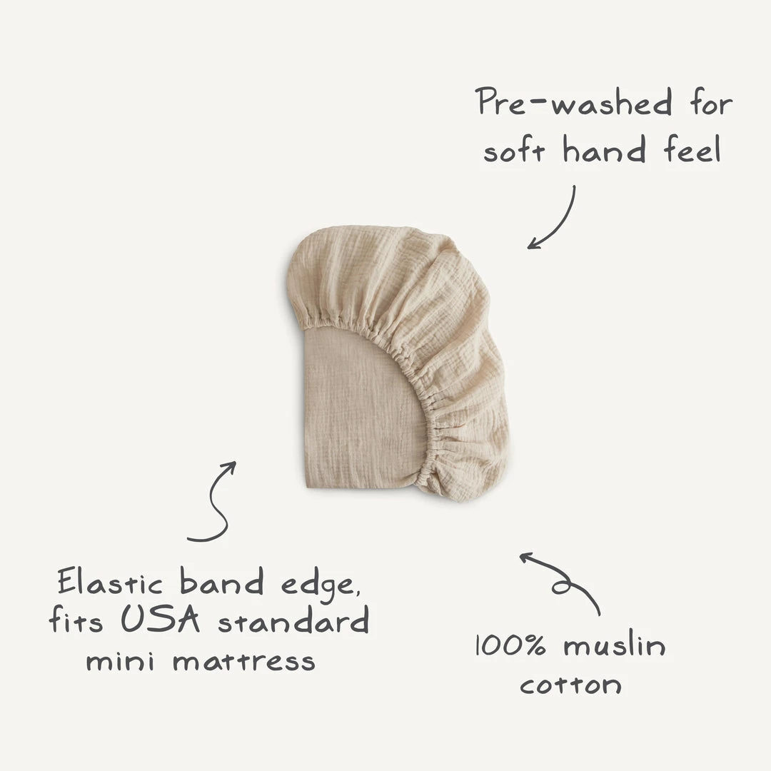 Mushie Extra Soft Muslin Mini Crib Sheet 3 Mushie Extra Soft Muslin Mini Crib Sheet - Image 3