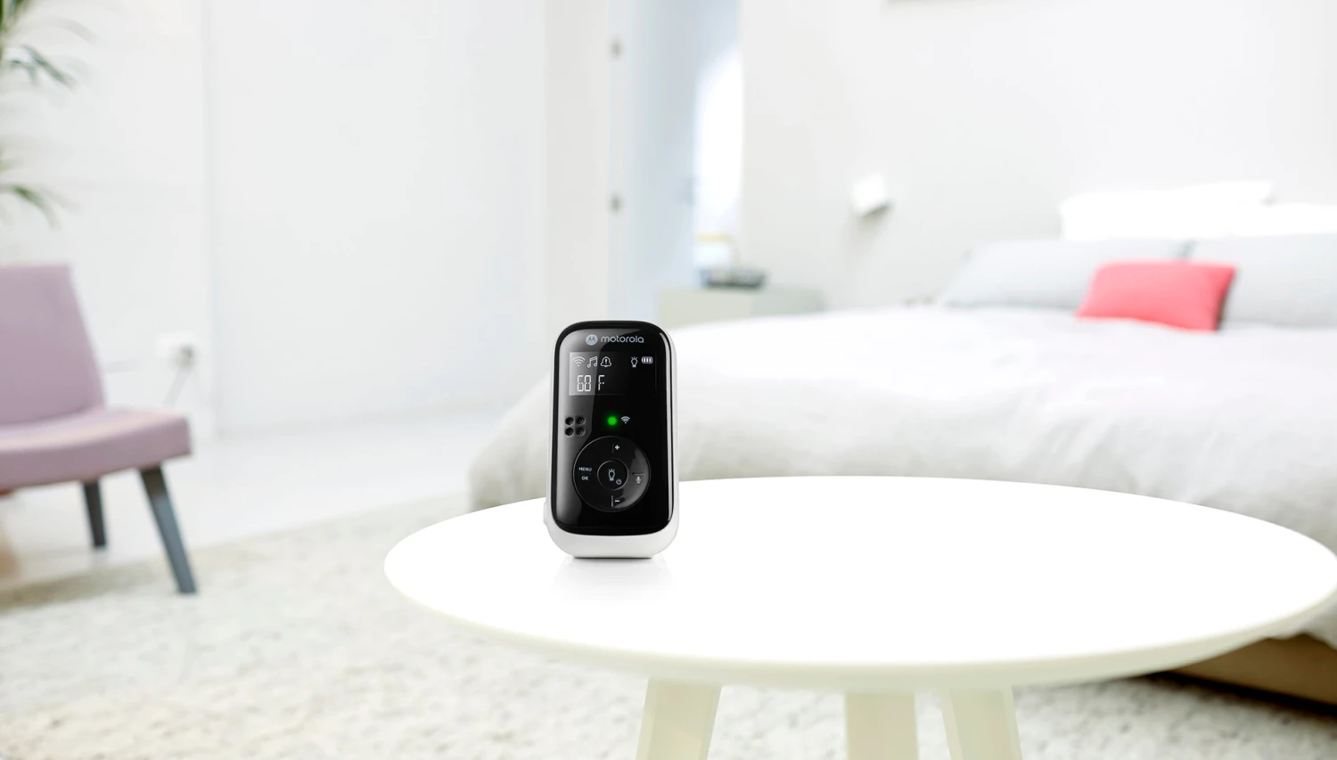 Motorola Nursery PIP11 2-Way Audio Baby Monitor 4 Motorola Nursery PIP11 2-Way Audio Baby Monitor - Image 4