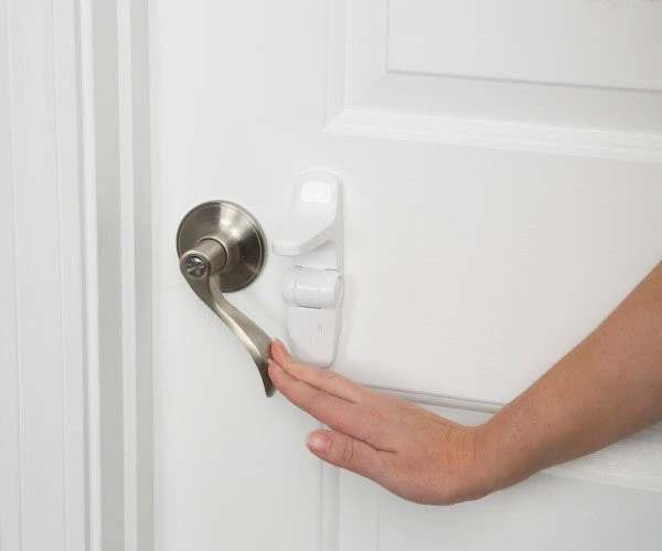 Safety 1st Safety 1ˢᵗ OutSmart Lever Handle Lock 7 Safety 1st Safety 1ˢᵗ OutSmart Lever Handle Lock - Image 7