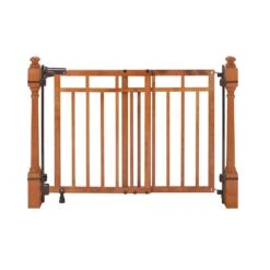 Summer Infant Wood Banister & Stair Safety Baby Gate