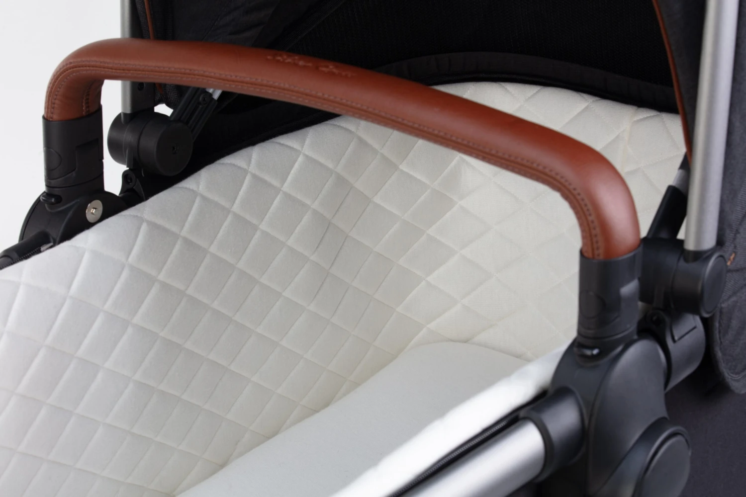 Silver Cross Wave 2022 Additional Bassinet 4 Silver Cross Wave 2022 Additional Bassinet - Image 4