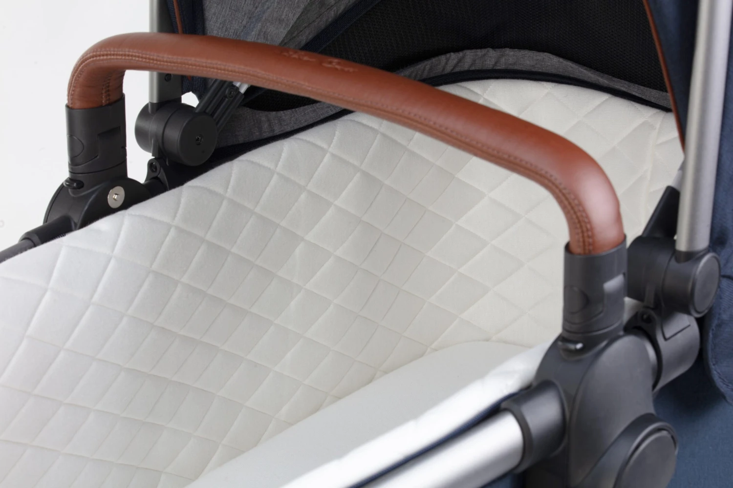 Silver Cross Wave 2022 Additional Bassinet 7 Silver Cross Wave 2022 Additional Bassinet - Image 7